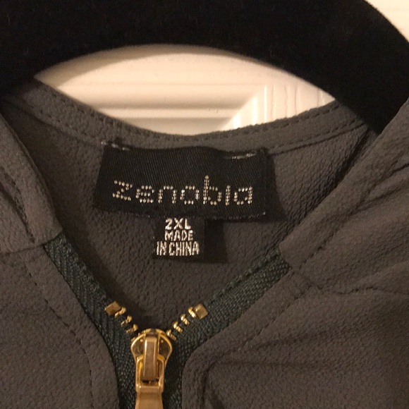 Grey Romper - Picture 3 of 4